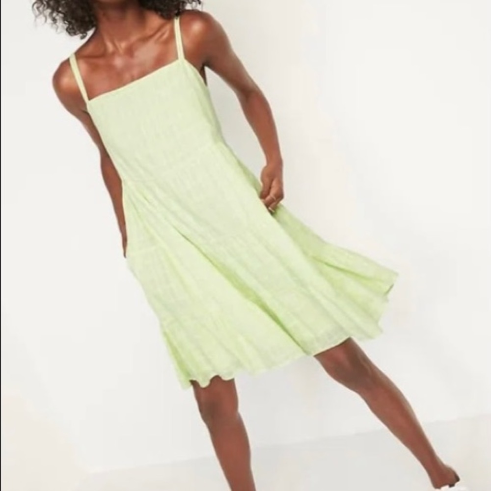 NWT Old Navy Sleeveless Tiered Swing Dress